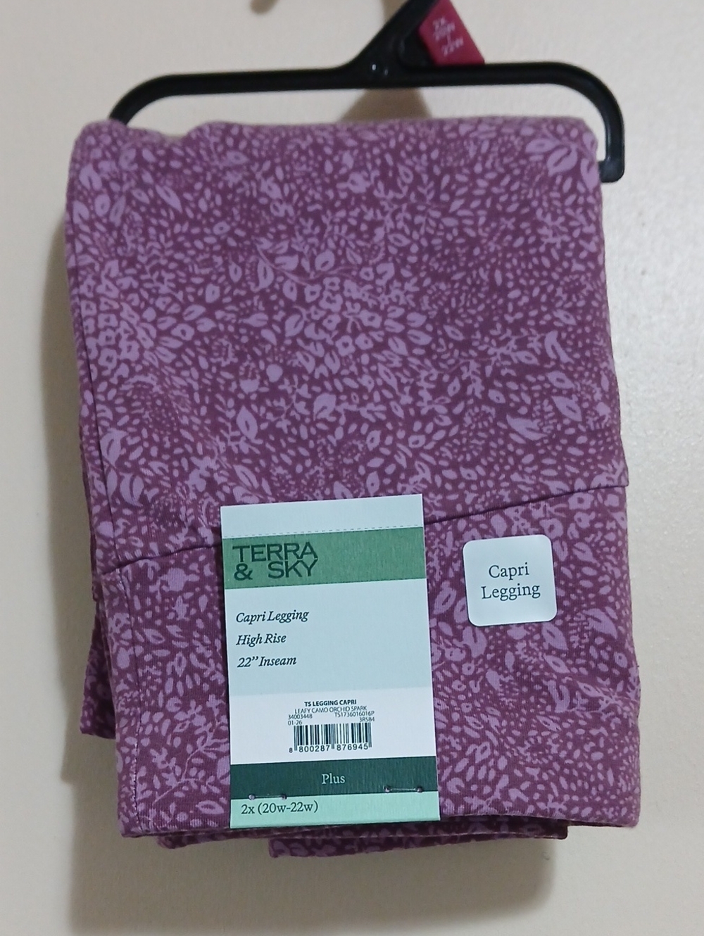 Terra & Sky 2X Orchid Spark Leafy Camo Capri Leggings
